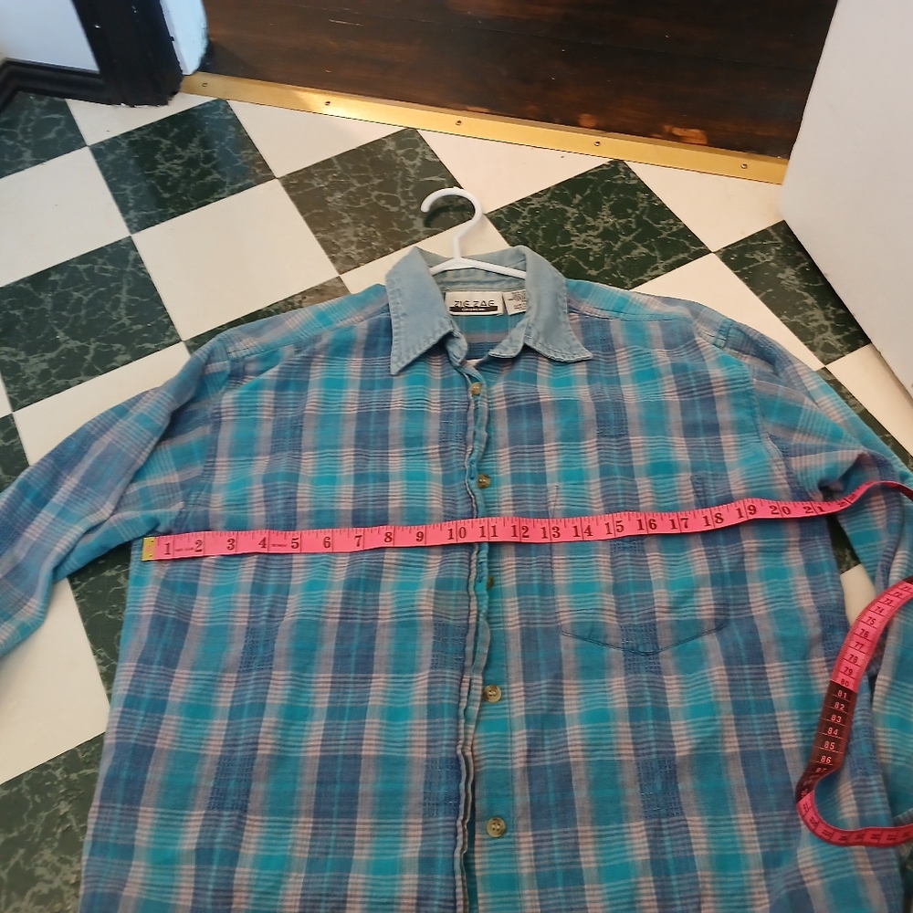 ZigZag Flannel Button-down Shirt - Picture 8 of 13